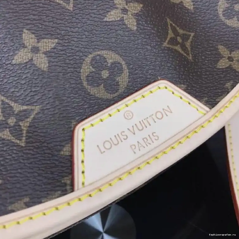 Fashionrep 19T1L0134 LV Bags 0510
